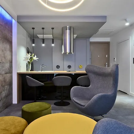 Elite Waterlane Free Swimming Pool Access Gdańsk
