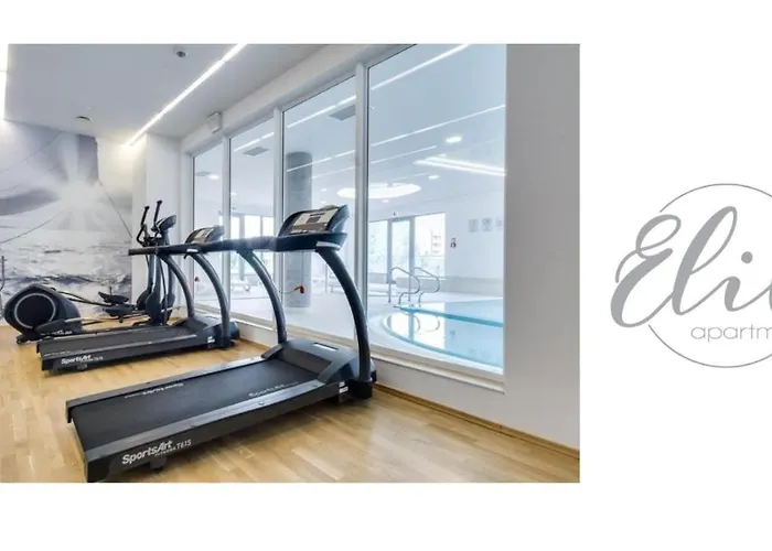 Elite Waterlane Free Swimming Pool Access 格但斯克